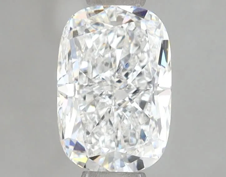 1.00ct Cushion brilliant Lab Grown Diamond (Colour E, Clarity VVS2, IGI Certified)