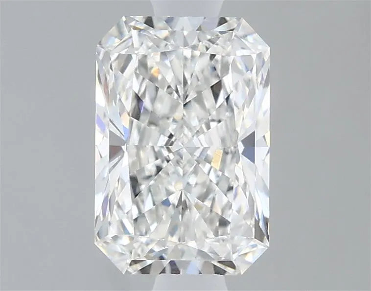 1.23ct Radiant Lab Grown Diamond (Colour F, Clarity VVS2, IGI Certified)