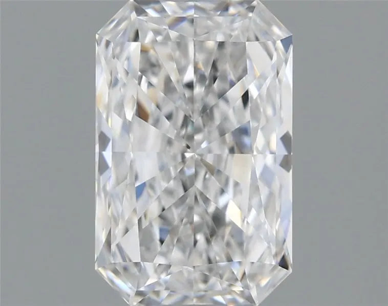 1.30ct Radiant Lab Grown Diamond (Colour D, Clarity VVS2, IGI Certified)