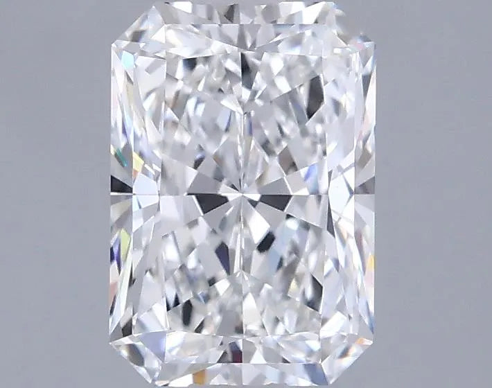 1.33ct Radiant Lab Grown Diamond (Colour E, Clarity VVS1, IGI Certified)