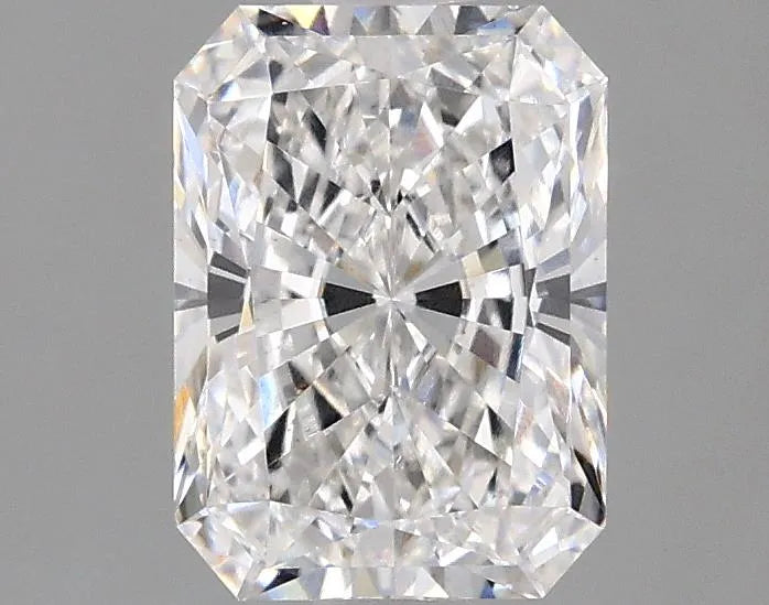 1.48ct Radiant Lab Grown Diamond (Colour E, Clarity VS1, IGI Certified)