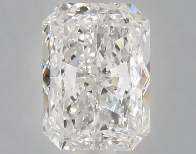 1.53ct Radiant Lab Grown Diamond (Colour E, Clarity VVS2, IGI Certified)