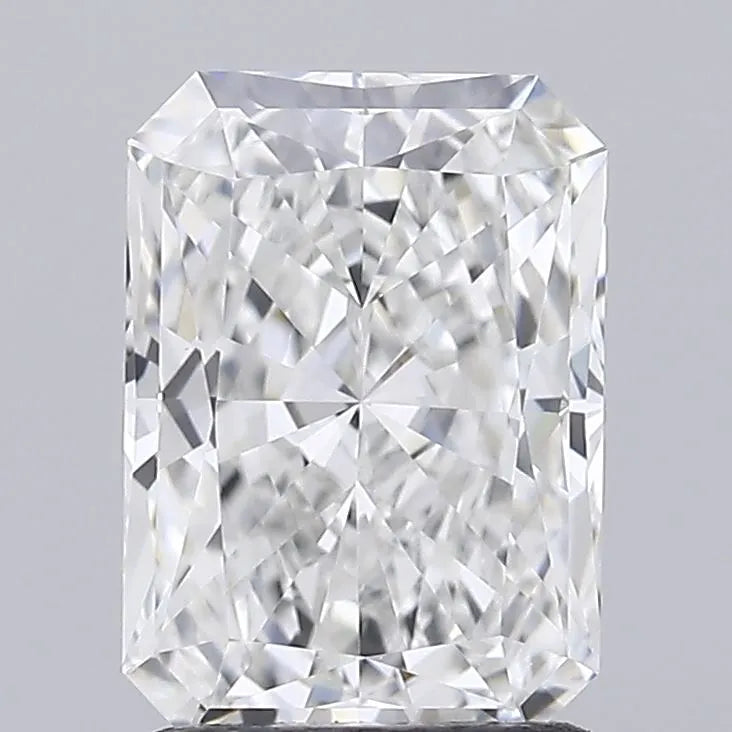 1.80ct Radiant Lab Grown Diamond (Colour E, Clarity VVS2, IGI Certified)