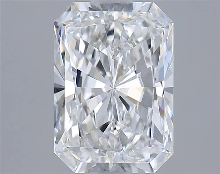 1.88ct Radiant Lab Grown Diamond (Colour D, Clarity VVS2, IGI Certified)