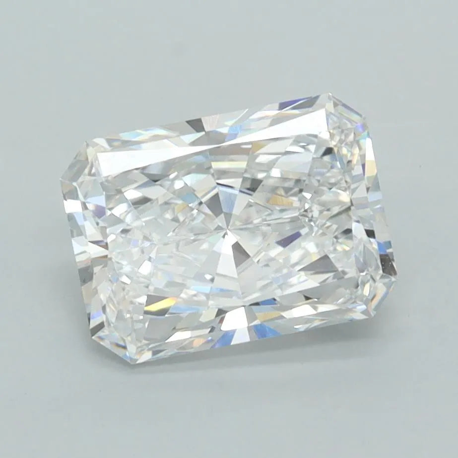 1.97ct Radiant Lab Grown Diamond (Colour D, Clarity VVS2, IGI Certified)