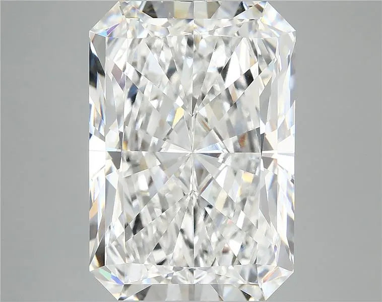 10.00ct Radiant Lab Grown Diamond (Colour E, Clarity VVS2, IGI Certified)