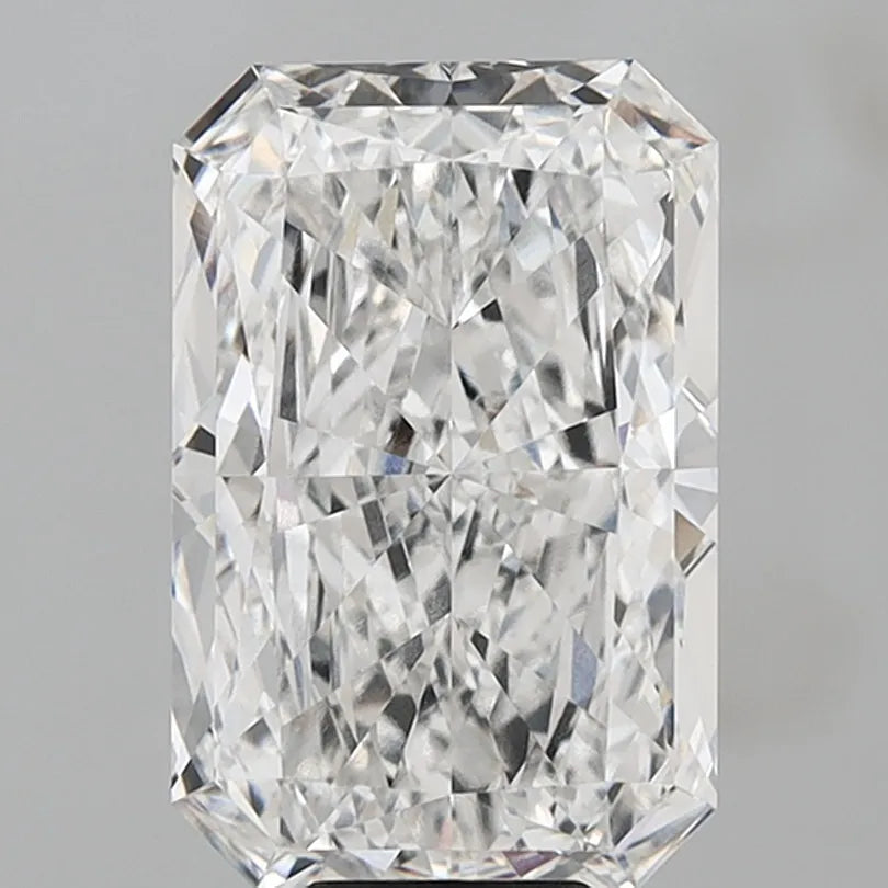 10.56ct Radiant Lab Grown Diamond (Colour E, Clarity VVS2, IGI Certified)
