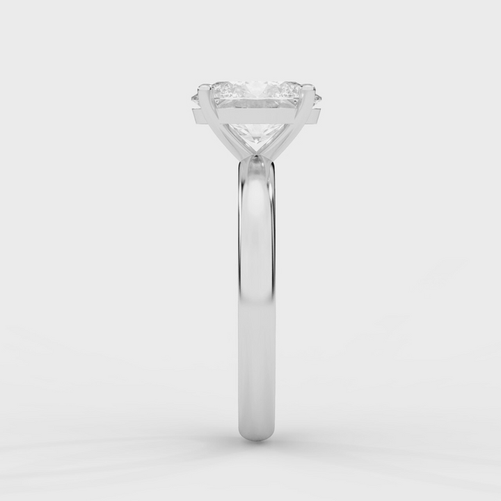 Solitaire Oval Ring