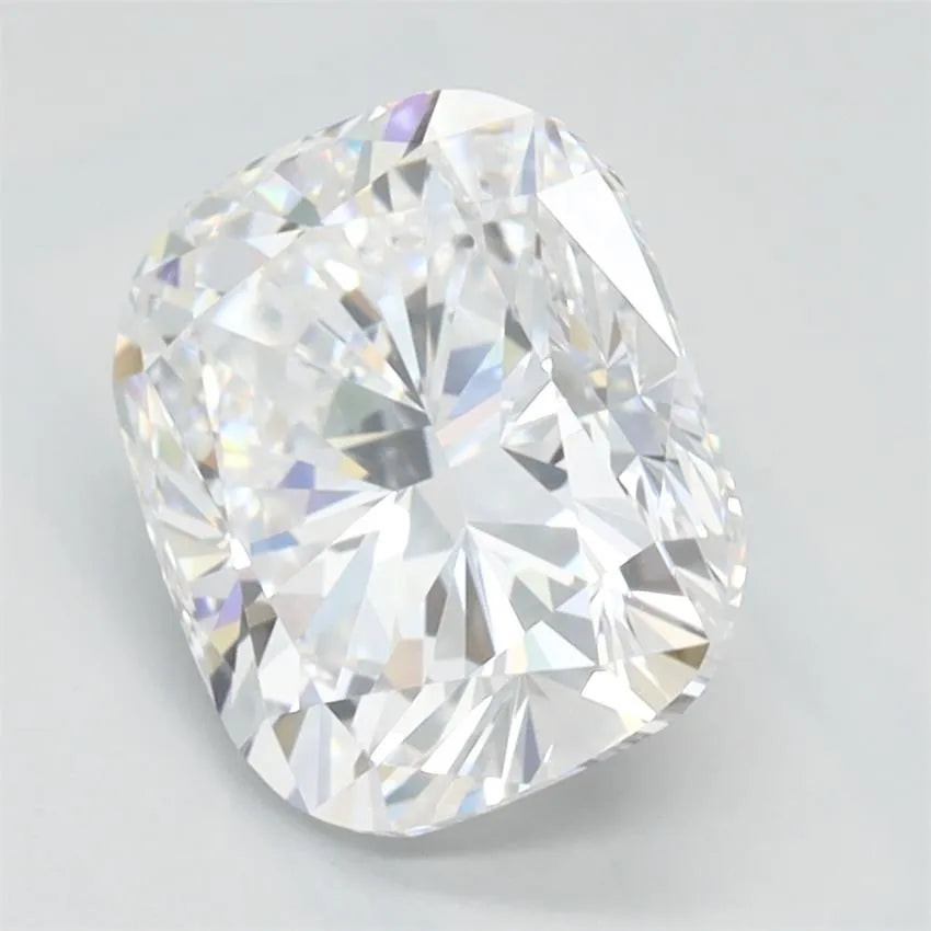 2.00ct Cushion modified Lab Grown Diamond (Colour D, Clarity VVS1, IGI Certified)