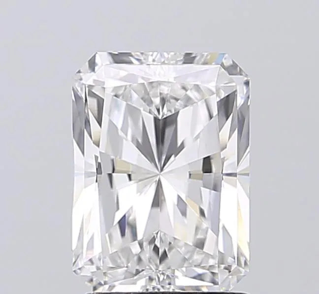 2.00ct Radiant Lab Grown Diamond (Colour E, Clarity VVS2, IGI Certified)