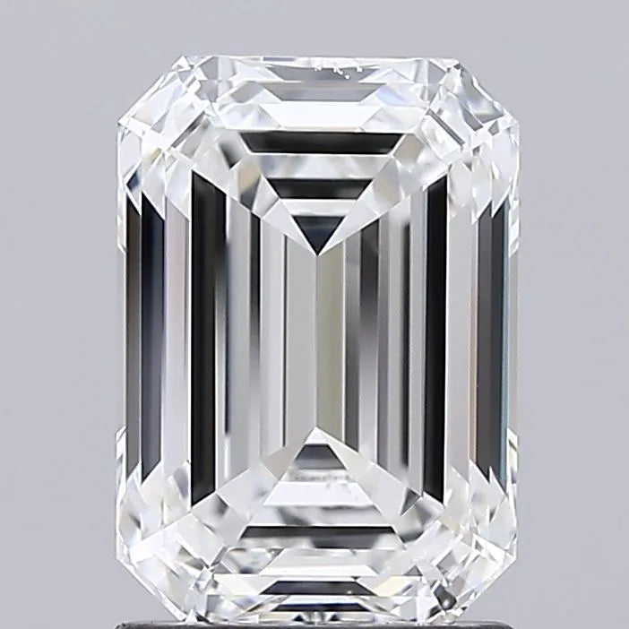 2.01ct Emerald Lab Grown Diamond (Colour E, Clarity VVS2, IGI Certified)