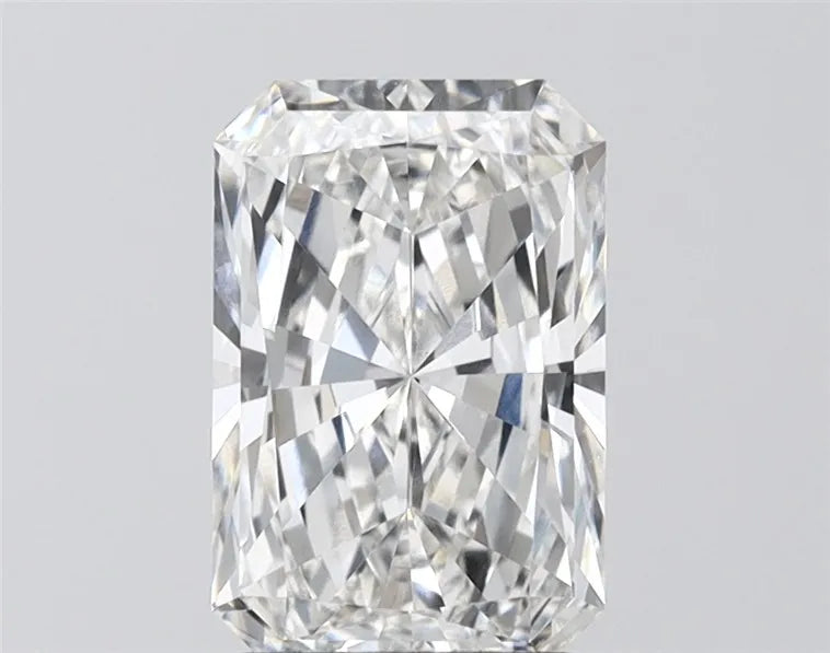 2.01ct Radiant Lab Grown Diamond (Colour E, Clarity VVS2, IGI Certified)