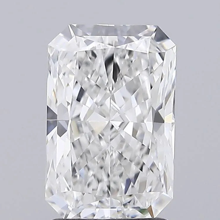 2.02ct Radiant Lab Grown Diamond (Colour E, Clarity VVS2, IGI Certified)