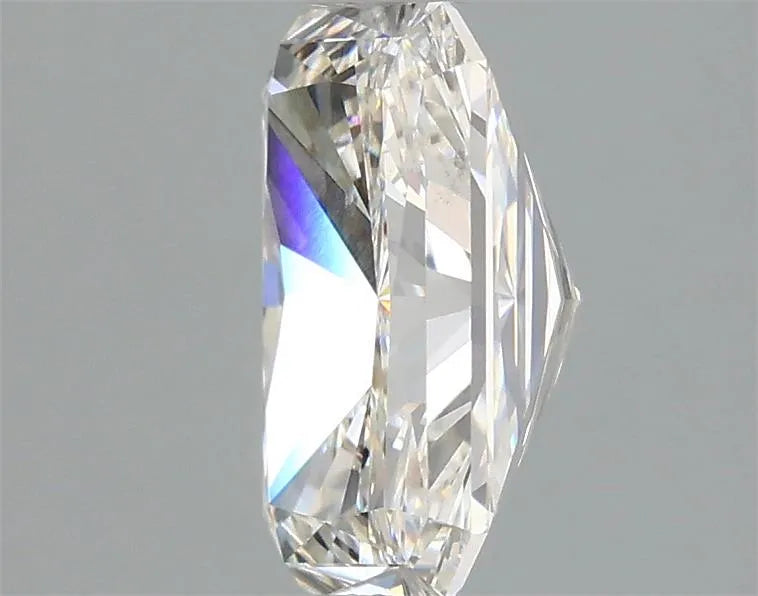 2.02ct Radiant Lab Grown Diamond (Colour G, Clarity VS1, IGI Certified)