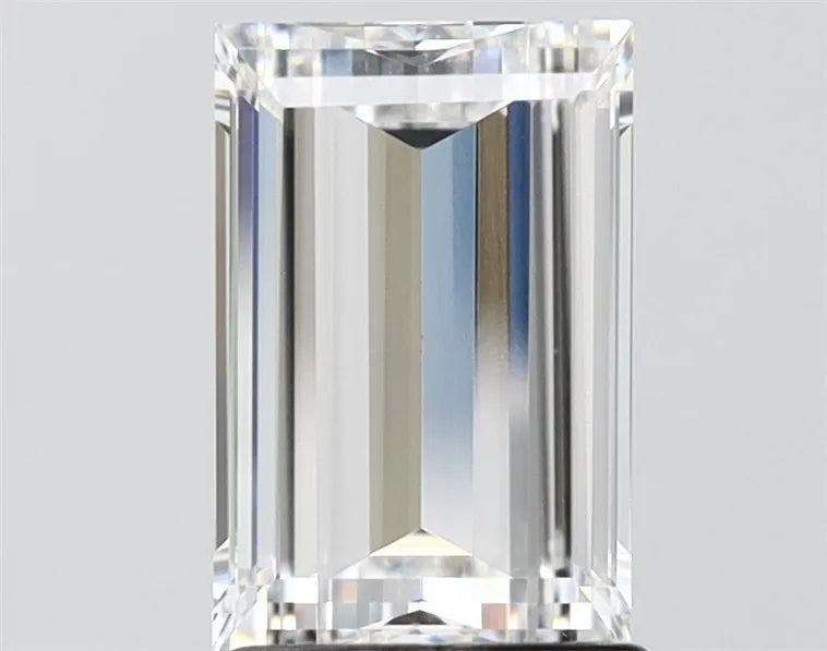 2.03ct Baguette Lab Grown Diamond (Colour E, Clarity VVS2, IGI Certified)
