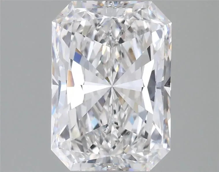 2.03ct Radiant Lab Grown Diamond (Colour E, Clarity VVS1, IGI Certified)