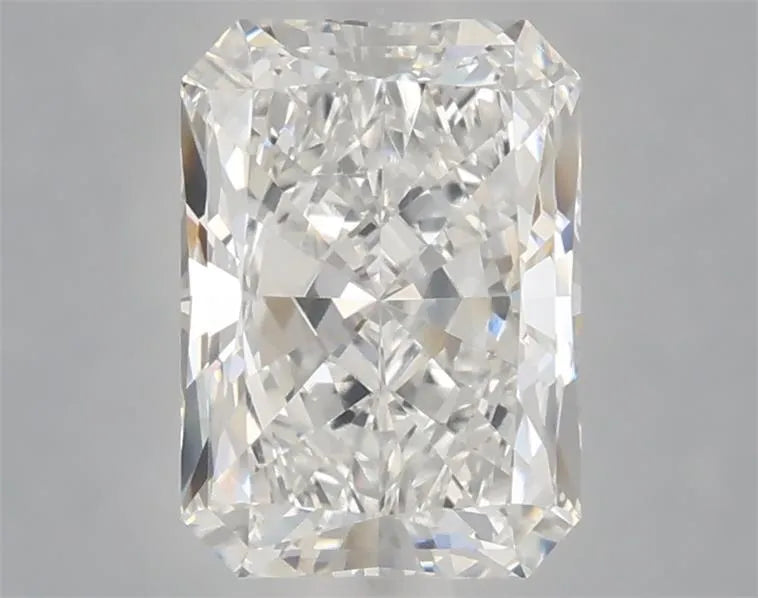 2.04ct Radiant Lab Grown Diamond (Colour E, Clarity VVS2, IGI Certified)