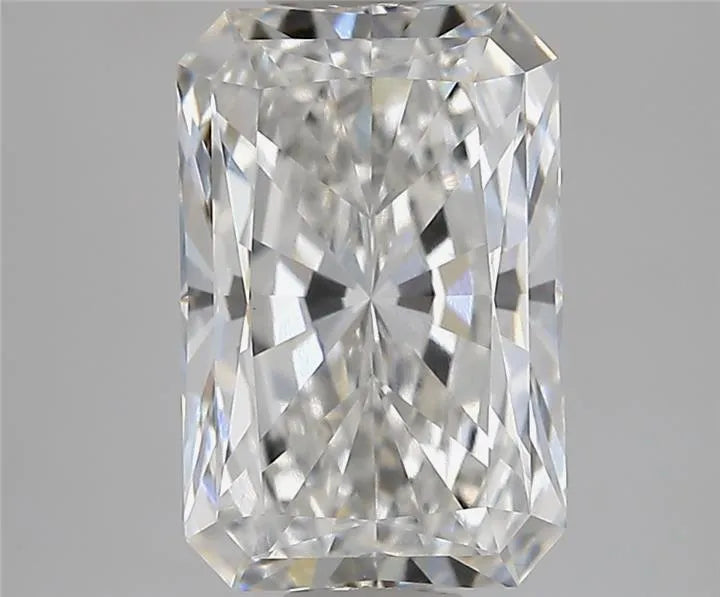 2.09ct Radiant Lab Grown Diamond (Colour E, Clarity VVS2, IGI Certified)