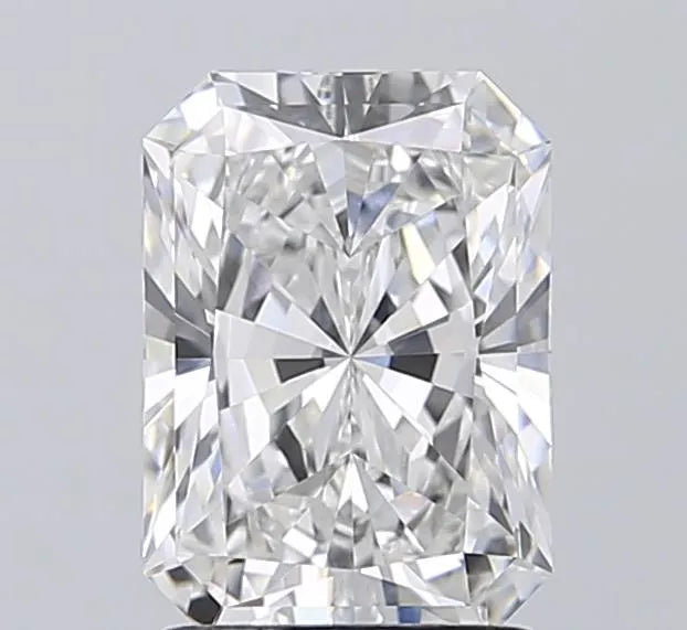 2.09ct Radiant Lab Grown Diamond (Colour E, Clarity VVS2, IGI Certified)