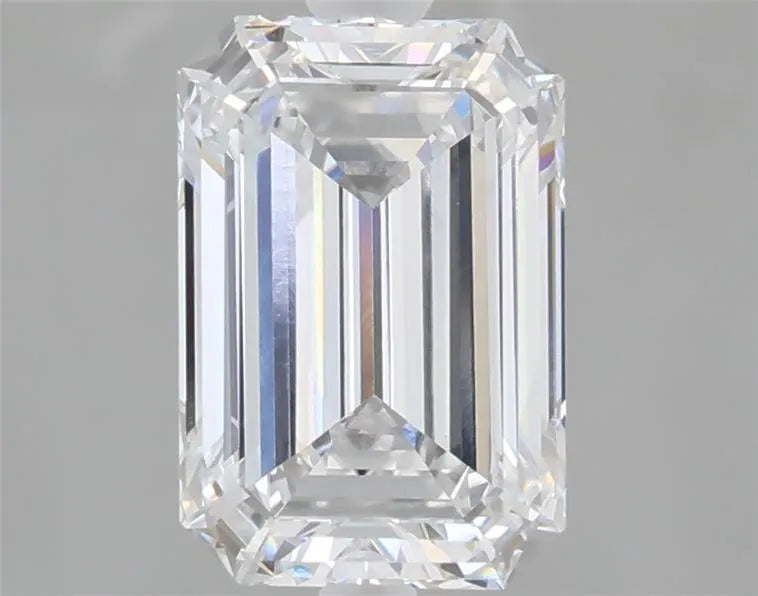 2.10ct Emerald Lab Grown Diamond (Colour D, Clarity VVS2, IGI Certified)