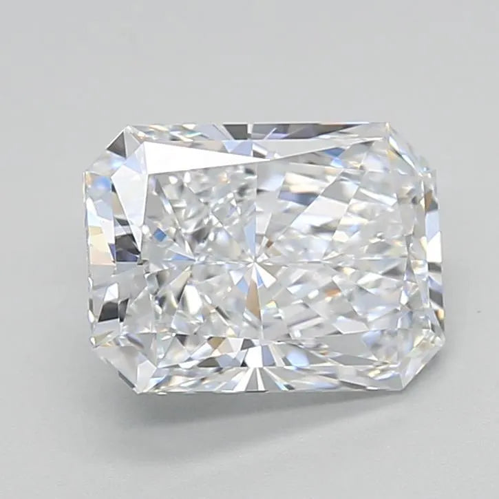 2.10ct Radiant Lab Grown Diamond (Colour D, Clarity VVS1, IGI Certified)