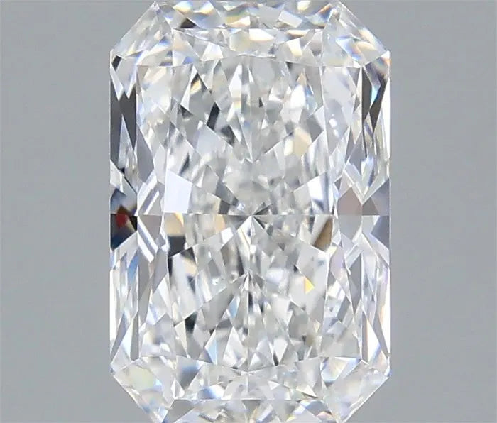 2.17ct Radiant Lab Grown Diamond (Colour E, Clarity VS1, IGI Certified)