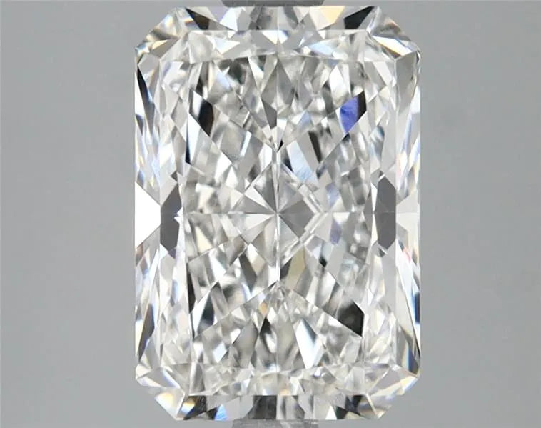 2.40ct Radiant Lab Grown Diamond (Colour F, Clarity VVS2, IGI Certified)