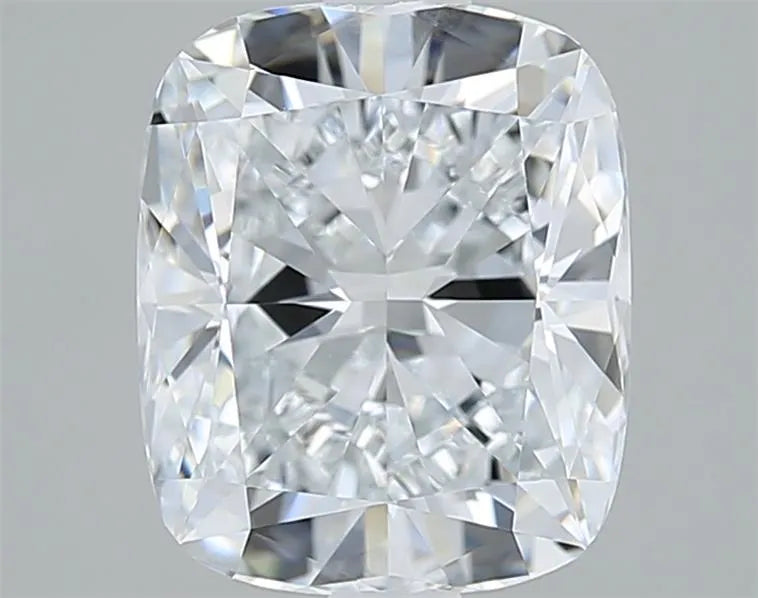 2.50ct Cushion modified Lab Grown Diamond (Colour E, Clarity VVS2, IGI Certified)