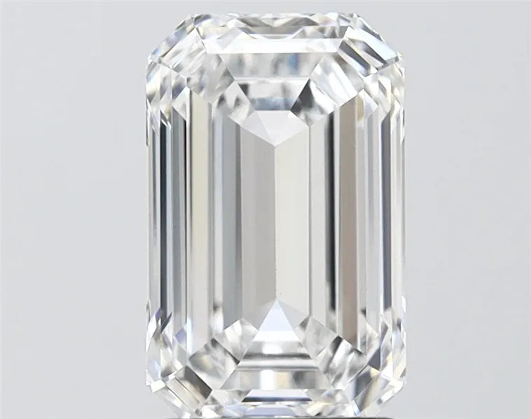 2.51ct Emerald Lab Grown Diamond (Colour D, Clarity VVS2, IGI Certified)