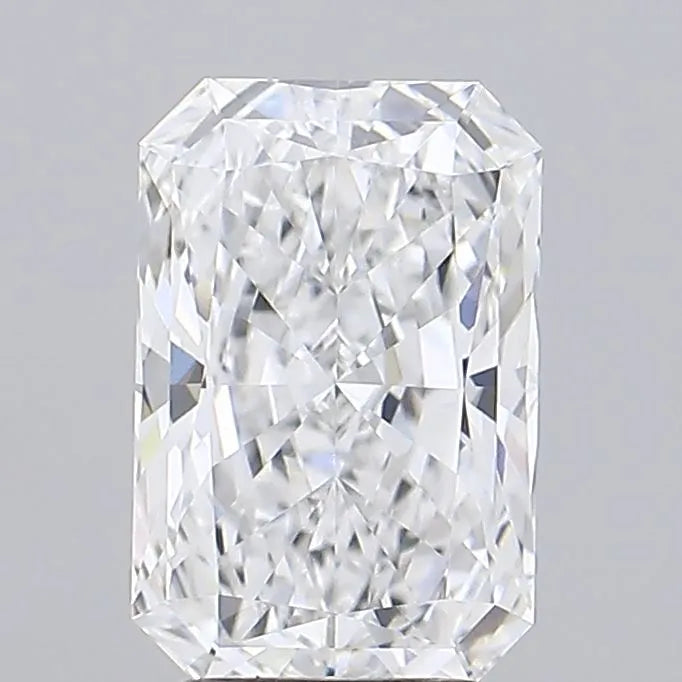 2.70ct Radiant Lab Grown Diamond (Colour D, Clarity VVS2, IGI Certified)
