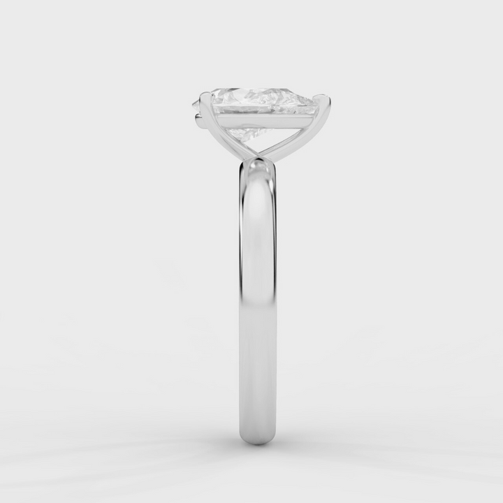 Solitaire Pear Ring