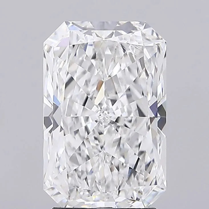 3.00ct Radiant Lab Grown Diamond (Colour E, Clarity VVS2, IGI Certified)