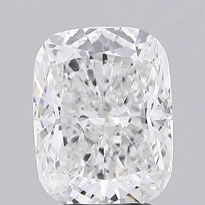 3.01ct Cushion modified Lab Grown Diamond (Colour E, Clarity VVS2, IGI Certified)