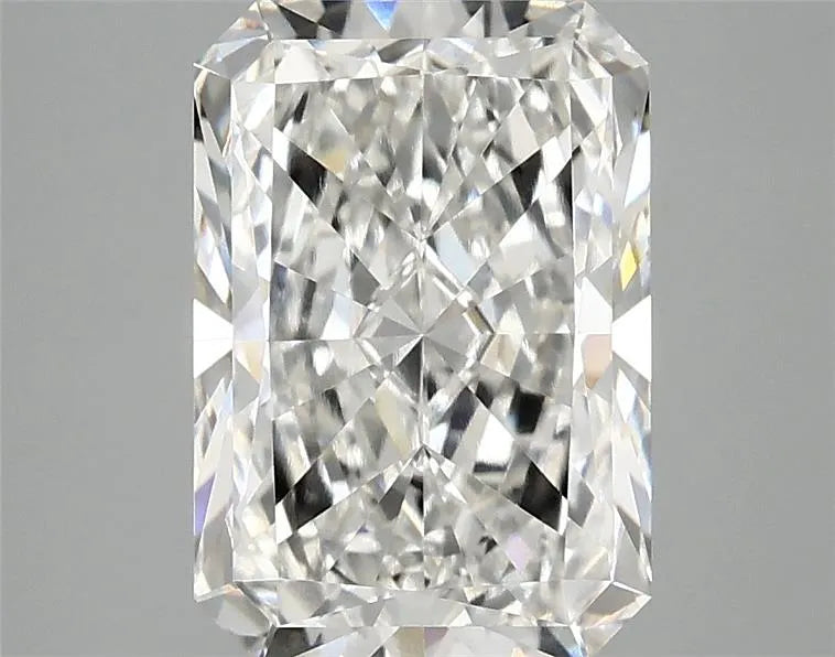3.01ct Radiant Lab Grown Diamond (Colour F, Clarity VVS2, IGI Certified)