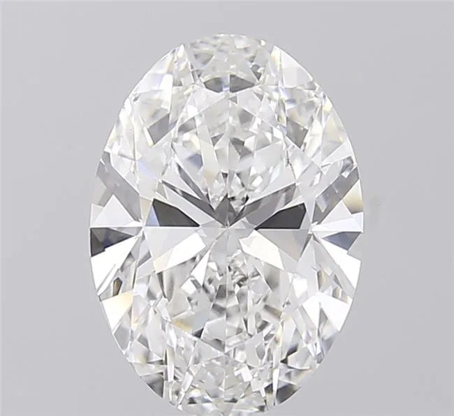 3.02ct Cushion modified Lab Grown Diamond (Colour E, Clarity VVS1, IGI Certified)