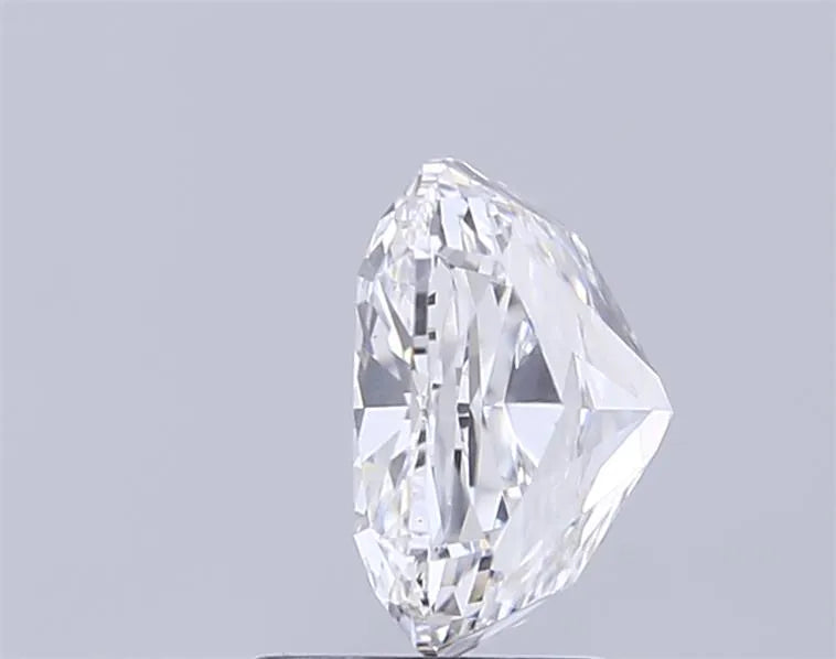 3.02ct Cushion modified Lab Grown Diamond (Colour E, Clarity VVS1, IGI Certified)