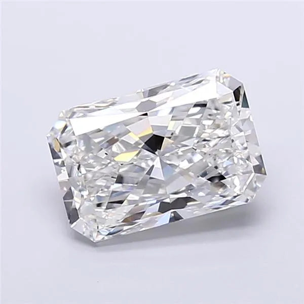 3.02ct Radiant Lab Grown Diamond (Colour E, Clarity VVS2, IGI Certified)