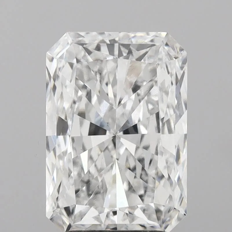 3.03ct Radiant Lab Grown Diamond (Colour D, Clarity VVS2, IGI Certified)