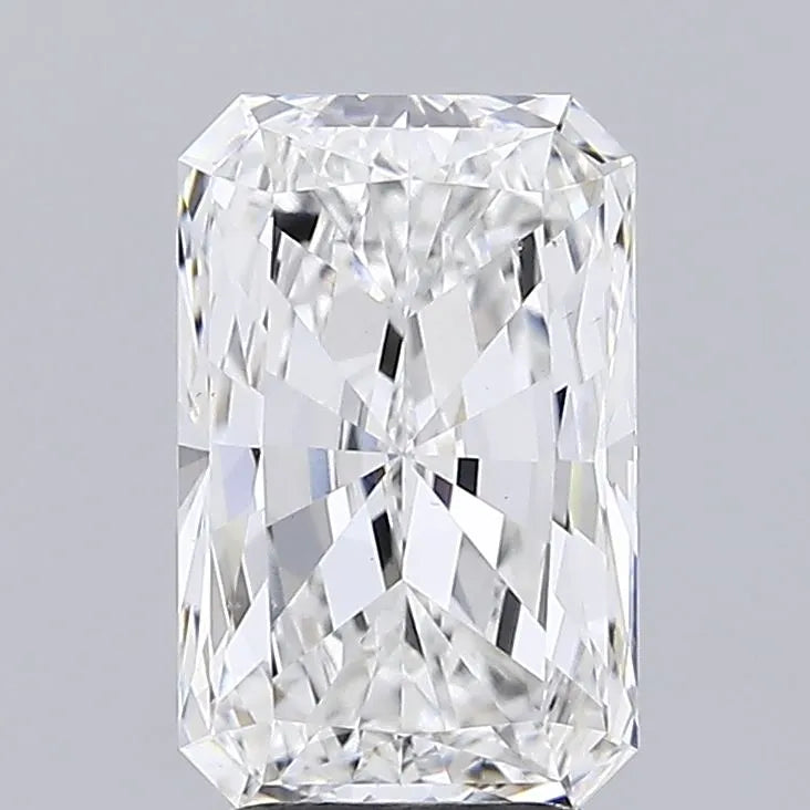 3.03ct Radiant Lab Grown Diamond (Colour E, Clarity VS1, IGI Certified)