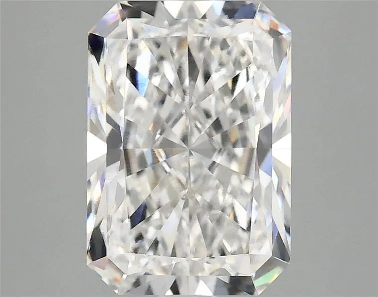 3.03ct Radiant Lab Grown Diamond (Colour F, Clarity VVS1, IGI Certified)