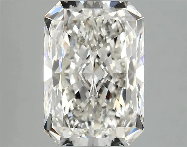 3.03ct Radiant Lab Grown Diamond (Colour G, Clarity VVS2, IGI Certified)