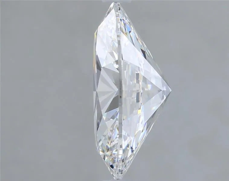 3.04ct Oval Lab Grown Diamond (Colour E, Clarity VVS2, IGI Certified)
