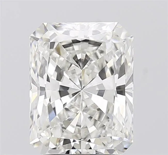 3.07ct Radiant Lab Grown Diamond (Colour G, Clarity VS1, IGI Certified)