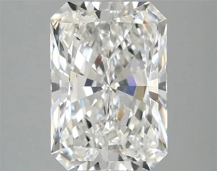 3.08ct Radiant Lab Grown Diamond (Colour E, Clarity IF, IGI Certified)