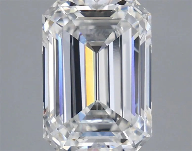 3.09ct Emerald Lab Grown Diamond (Colour E, Clarity VVS2, IGI Certified)