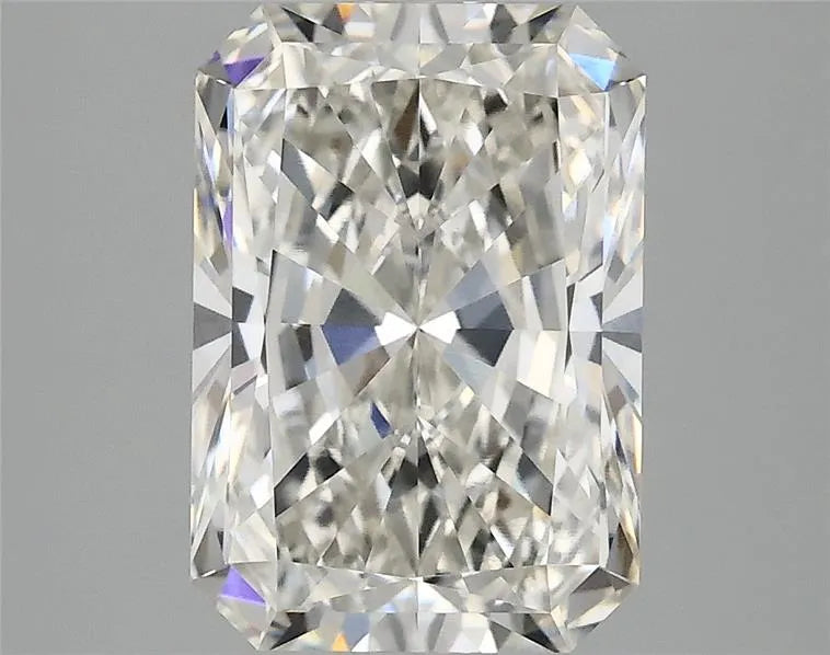 3.09ct Radiant Lab Grown Diamond (Colour G, Clarity VVS2, IGI Certified)
