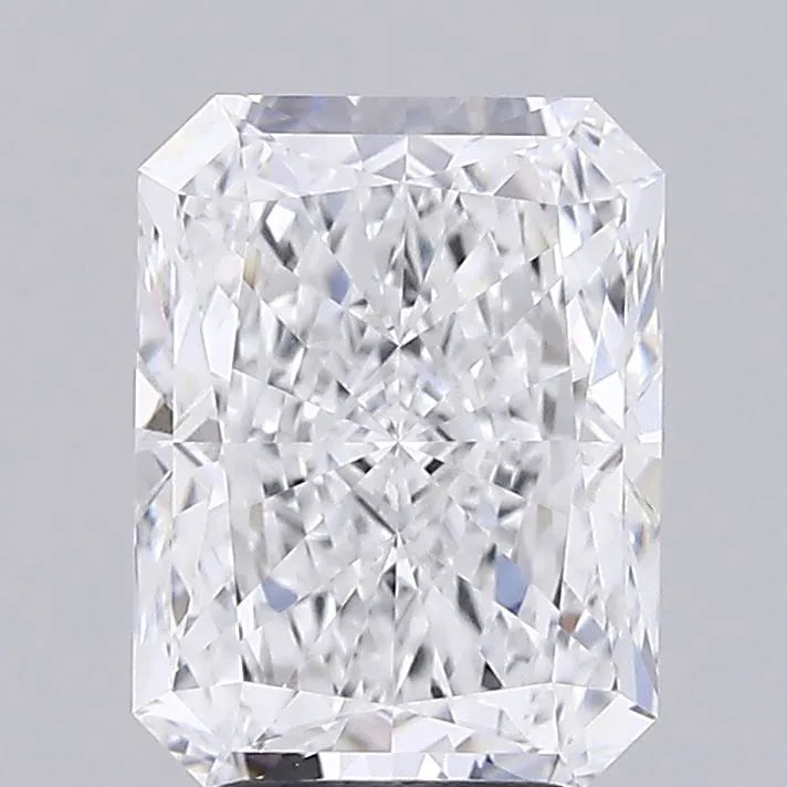 3.21ct Radiant Lab Grown Diamond (Colour D, Clarity VVS1, IGI Certified)