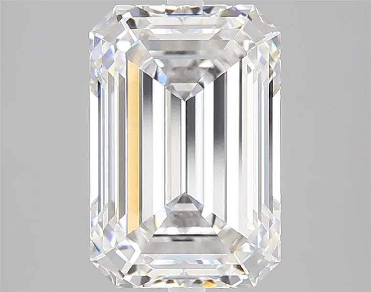 3.84ct Emerald Lab Grown Diamond (Colour E, Clarity VVS1, IGI Certified)