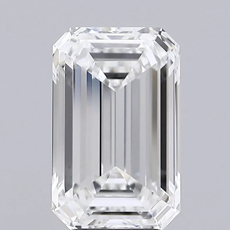 4.04ct Emerald Lab Grown Diamond (Colour E, Clarity VVS2, IGI Certified)