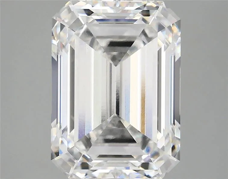 4.10ct Emerald Lab Grown Diamond (Colour E, Clarity VVS2, IGI Certified)
